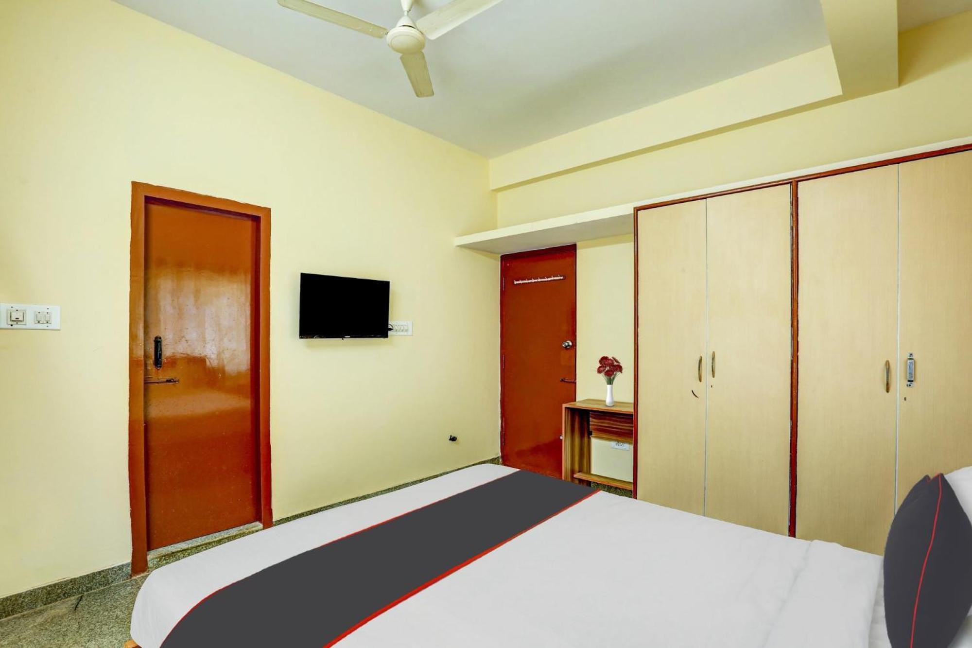 Collection O Relax Stay Apartments Bangalore Exteriör bild