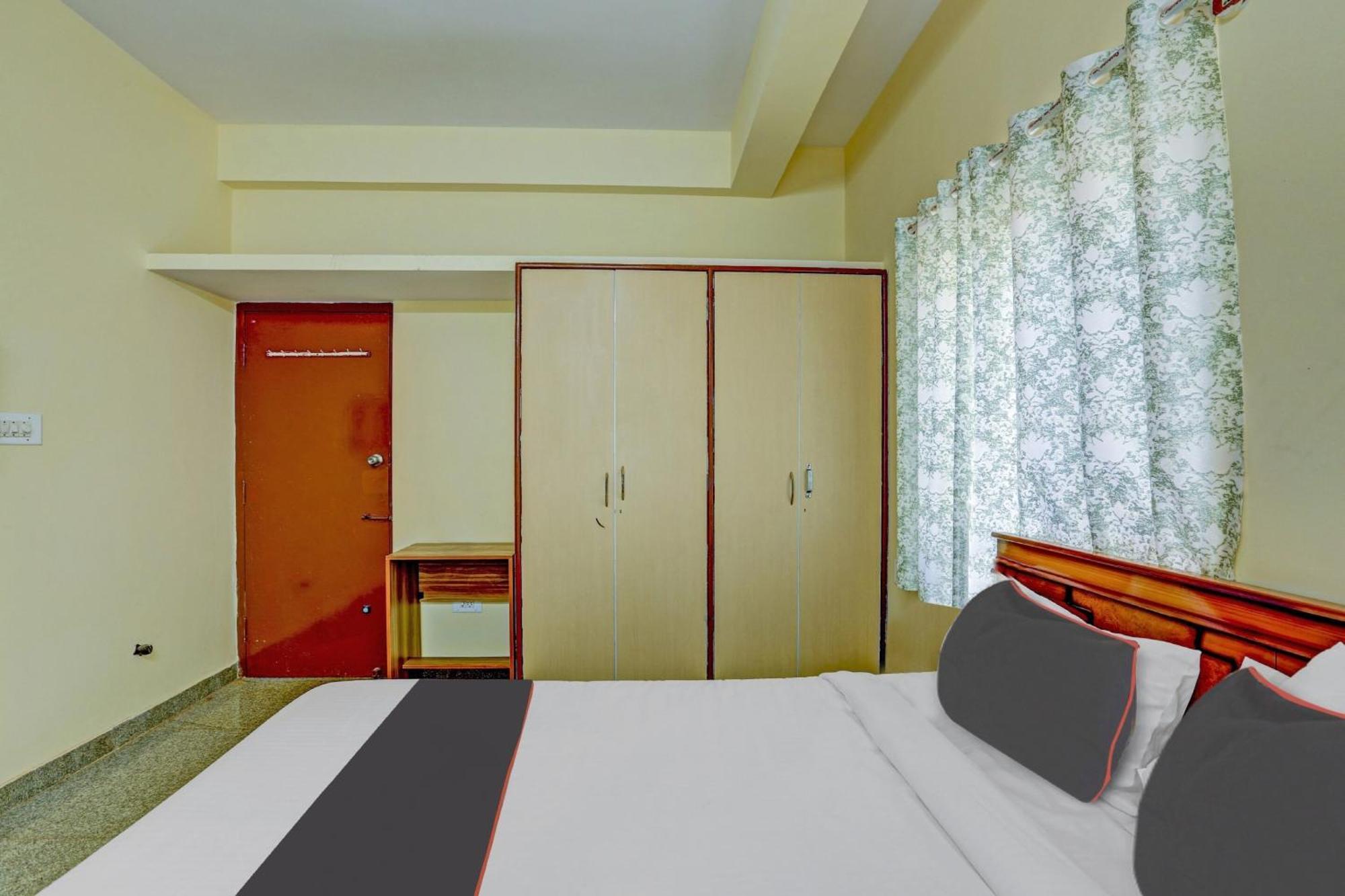 Collection O Relax Stay Apartments Bangalore Exteriör bild