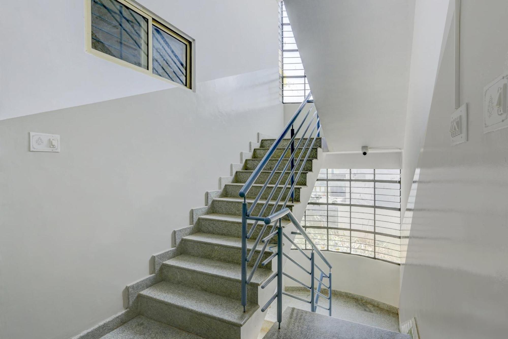 Collection O Relax Stay Apartments Bangalore Exteriör bild